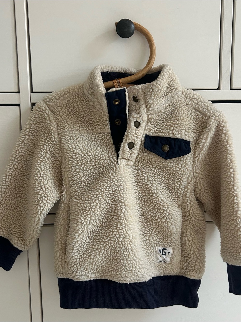 GAP Cream Sherpa Pullover with Navy Accents